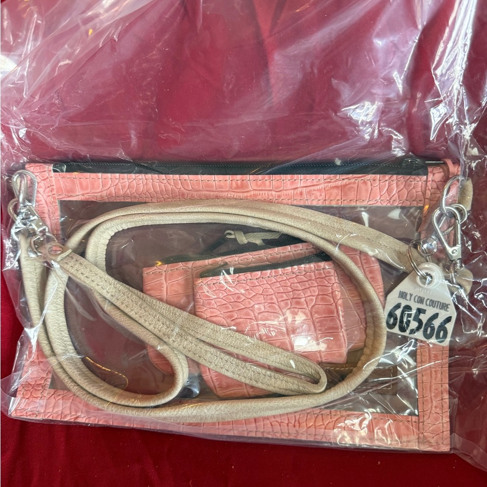 Holy Cow NEW Stadium Bagset $225 Stylish Pink Croc-Embossed Women's Bag Set